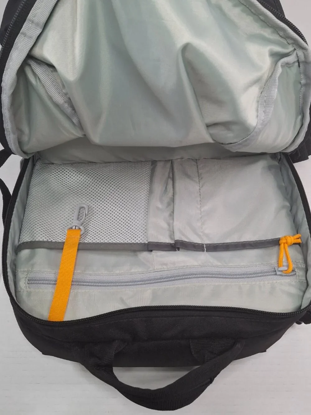 Lowepro-Fastpack BP 250 AW II Black Multi Compartment Camera Laptop Backpack
